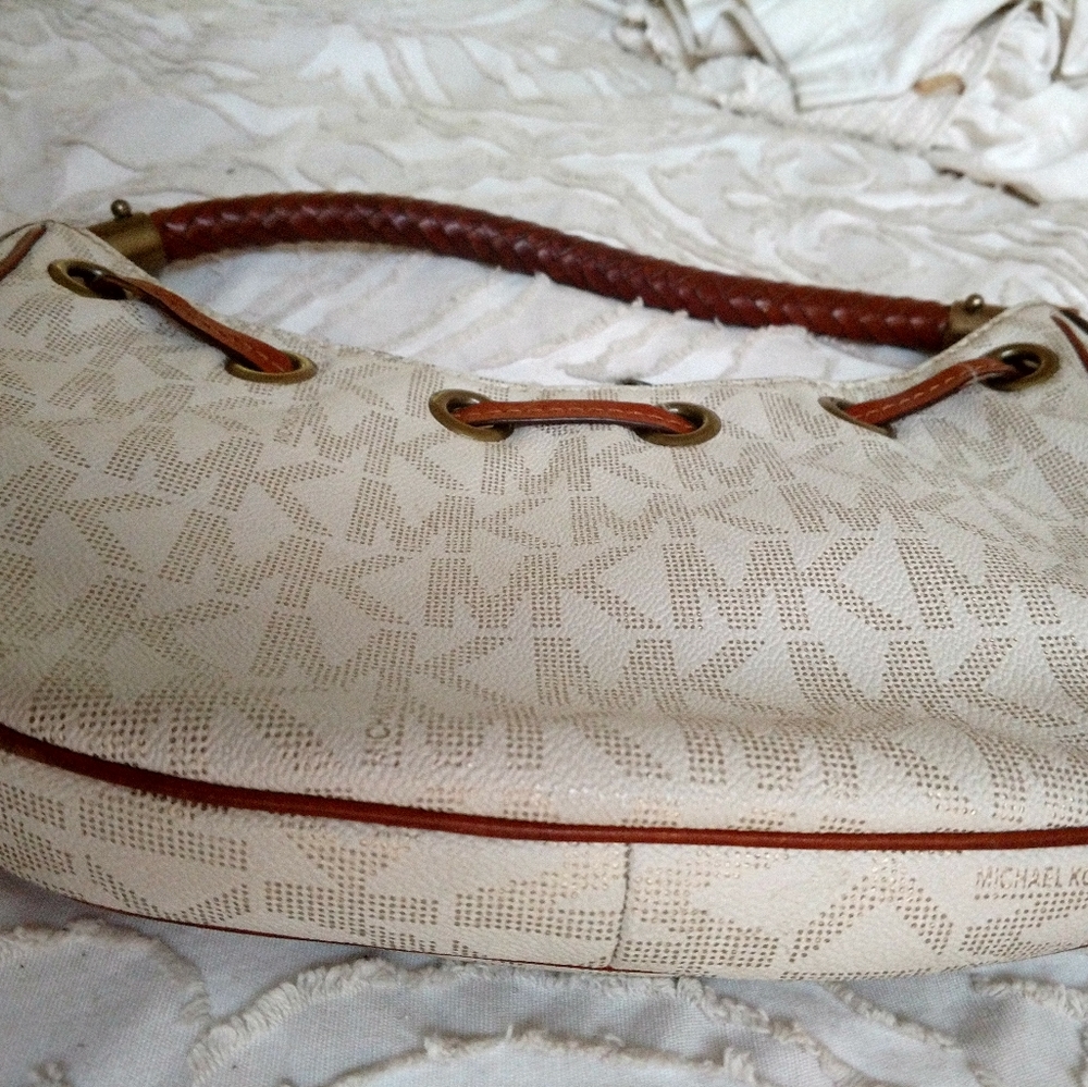 Michael Kors Purse - Picture 5 of 5